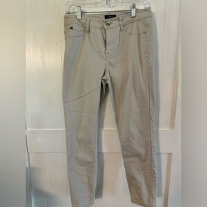 Curve Appeal Khakis Size 6